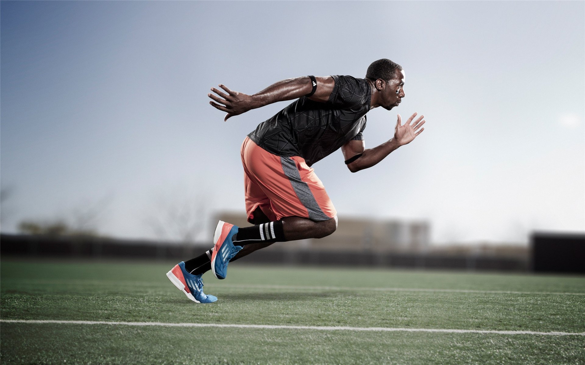 莱万奥运周期关键战接管比赛，西班牙连续得分压制荷兰展现统治力